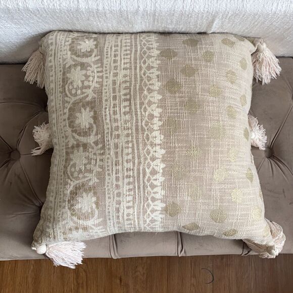 Anthropologie Tasseled Constance Pillow Case - Picture 9 of 12